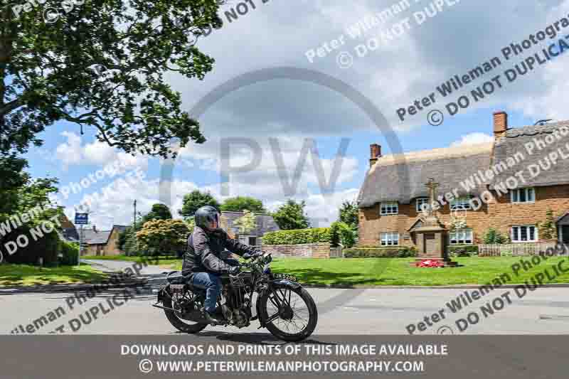 Vintage motorcycle club;eventdigitalimages;no limits trackdays;peter wileman photography;vintage motocycles;vmcc banbury run photographs